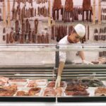 Foi um sucesso: talho arrisca vender carne deste animal após subida do preço da vaca e esgota em 2 dias