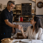 Pode pedir um copo de água num restaurante? E podem cobrar ou alegar que só vendem engarrafada?