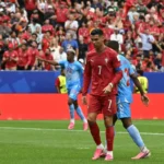 “10 homens e uma estátua”: britânicos dizem que Portugal está a sacrificar mais um Mundial pelo ego de Cristiano Ronaldo