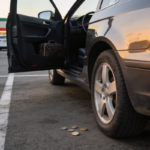 Cuidado se vir isto junto ao carro: polícia alerta para método usado por ladrões