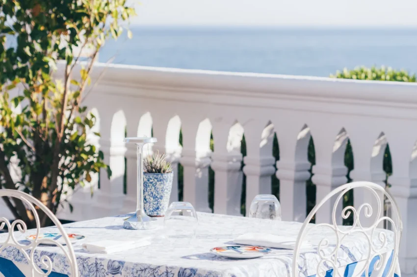 Restaurante Bela, na Praia da Rocha.