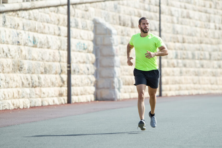 Homem a correr.