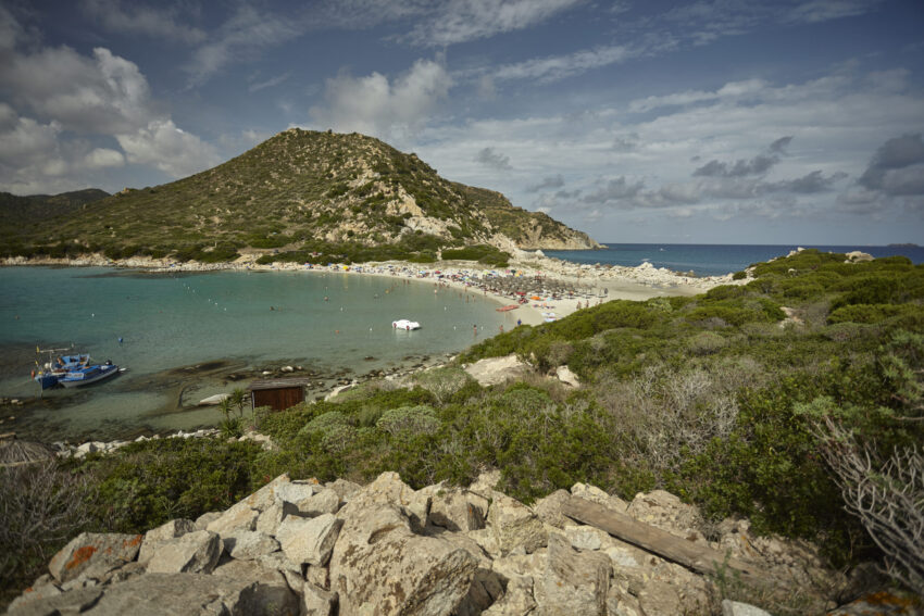 Praia de Punta Molentis, Sardenha, Itália.