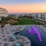 Hotel algarvio tem uma piscina onde qualquer um pode entrar por 40€ e com espreguiçadeira e toalha incluída