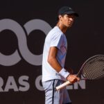 Algarvio Tiago Pereira estreia-se no quadro principal do Estoril Open e fica perto de ganhar ao peruano Gonzalo Bueno