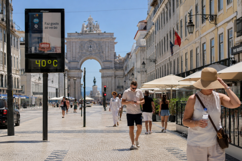 Dia de calor em Portugal. Crédito: Foto AI