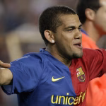 “Na prisão a ganhar 113€ era muito mais feliz do a ganhar milhões no futebol”: Dani Alves recorda a sua passagem pela cadeia