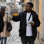 Vender louro ou pó de talco pode vir a ser crime? Proposta está na mesa e pode valer até um ano de prisão