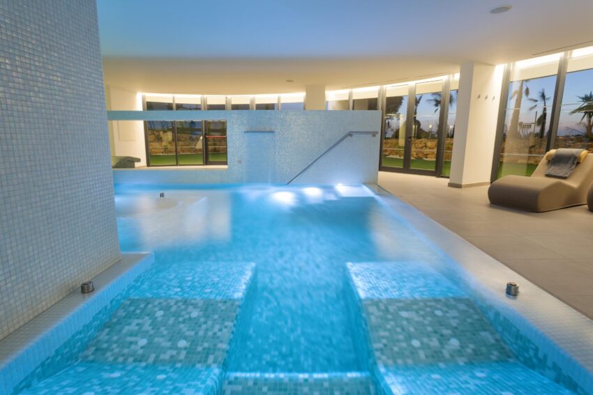 Piscina do Longevity Health & Wellness Hotel - Adults Only.