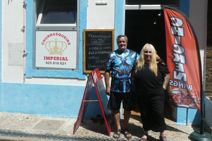Cláudia e David, proprietários da Churrasqueira Imperial, em Faro.