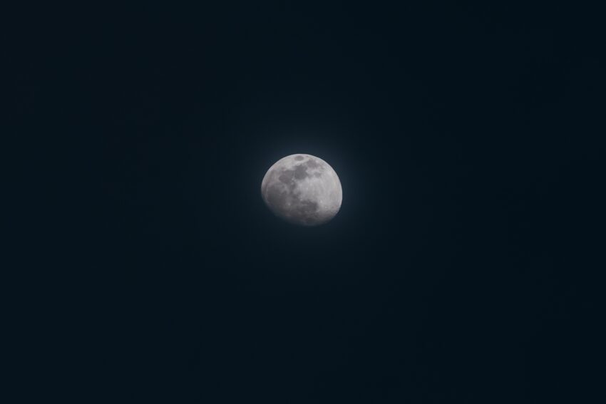 Vista da lua. Crédito: Magnific