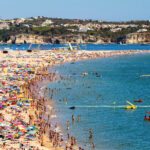 “Foi quando me apaixonei”: Fábio mudou-se para esta cidade no Algarve há 16 anos e criou uma escola de dança onde conheceu a atual esposa
