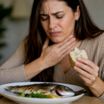 Espinha de peixe presa na garganta? Este truque com pão é usado por muitos portugueses mas há cuidados a ter