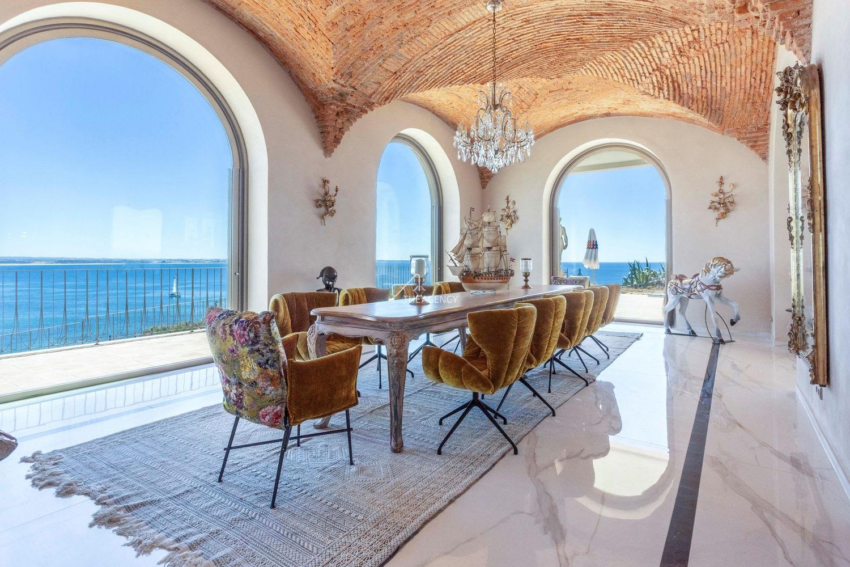 Villa de luxo com ilha privada, Lagos. Crédito: idealista