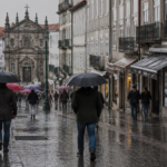 Vem aí grande descida da temperatura e muita chuva: tempo muda em Portugal a partir deste dia