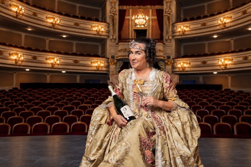 Rita Blanco e Ruy de Carvalho participam na celebração da reabertura. Crédito: Teatro Nacional D. Maria II