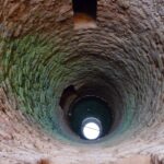 Durante séculos esteve escondida: esta estrutura com 18 metros de profundidade é única em Portugal e fica no Algarve