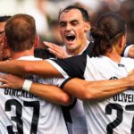 Farense goleia Chaves por 4-0 e sobe ao quarto lugar da II Liga