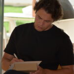 João Mota apresenta primeiro livro em Loulé e dinamiza oficina de escrita criativa