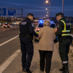 “Desorientada a vaguear”: idosa saiu para caminhar e foi resgatada pela PSP e GNR na A5